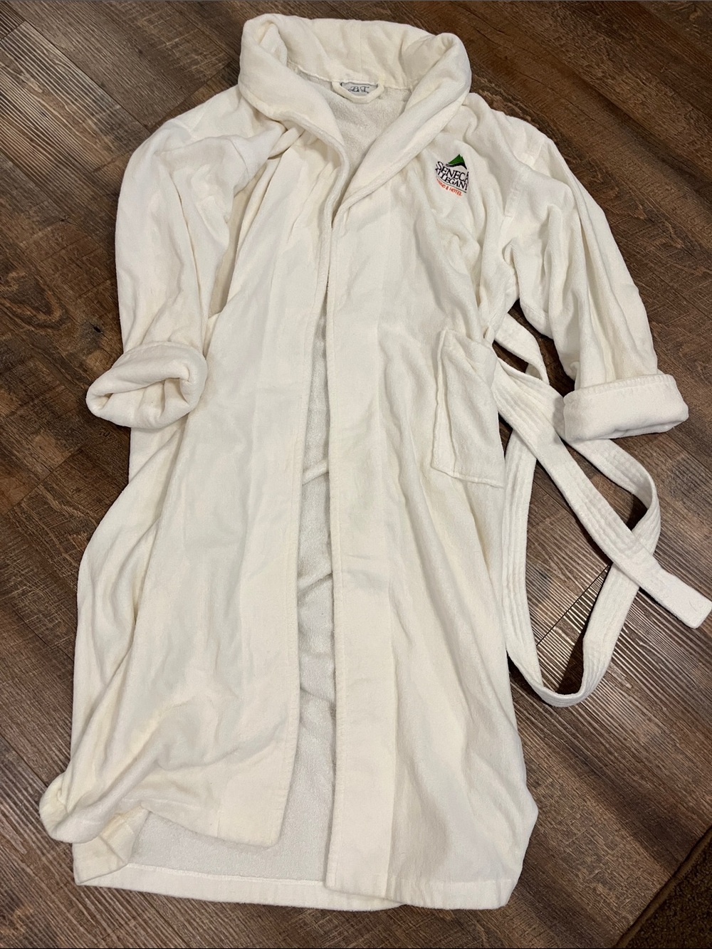 Cozy Cream Robe with Shawl Collar - Unbranded
